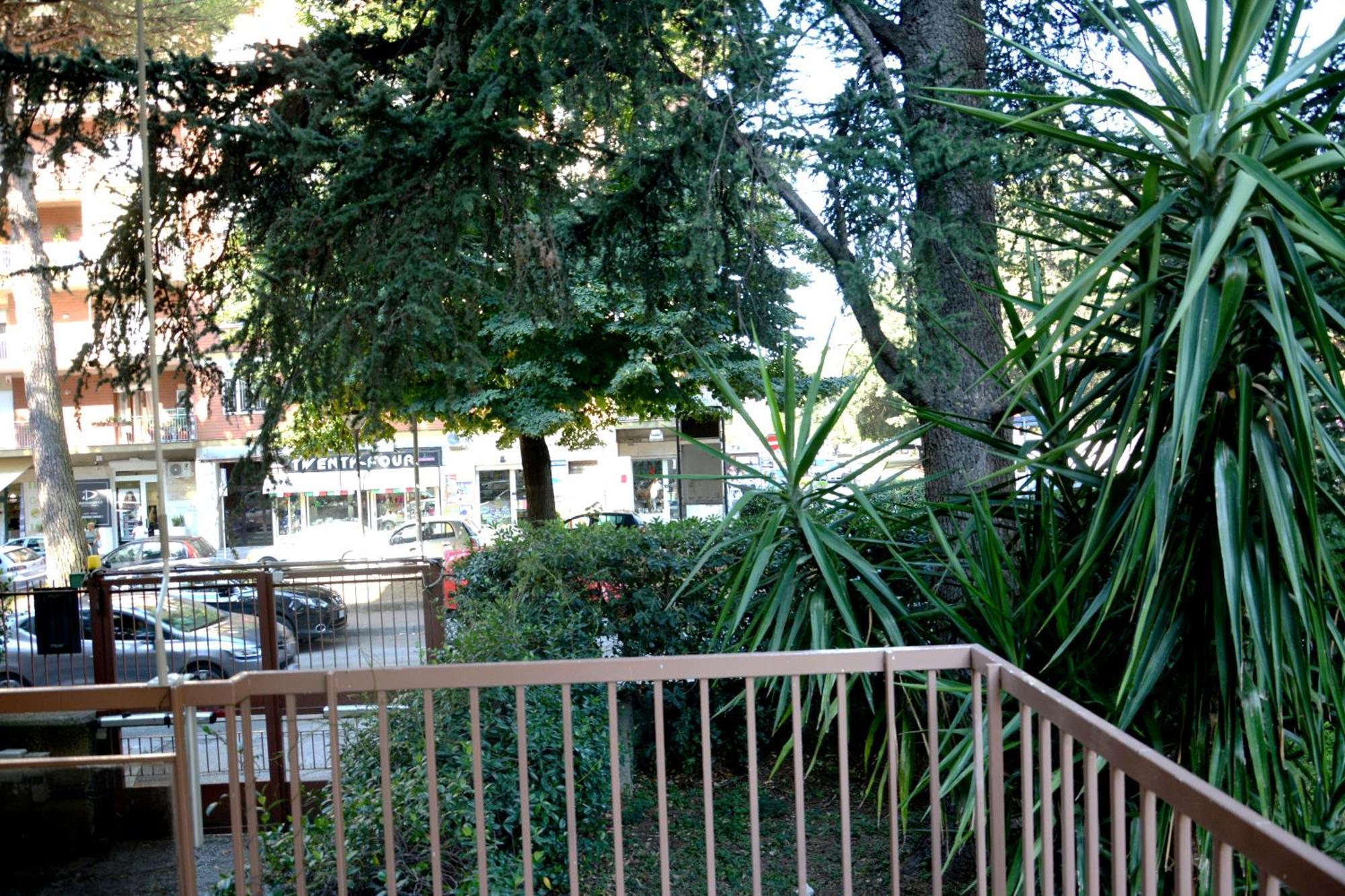 L'Approdo Del Re Apartment Caserta Luaran gambar
